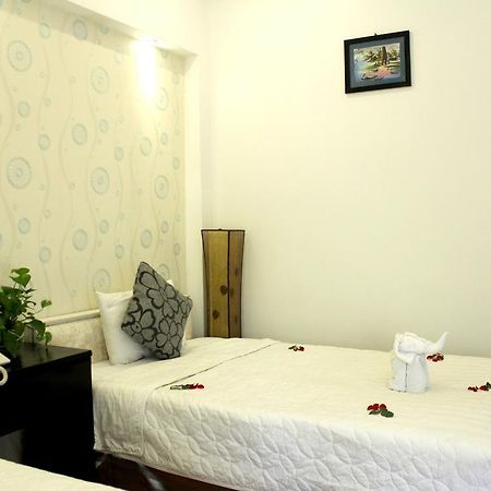 Le Petit Hanoi Hotel エクステリア 写真