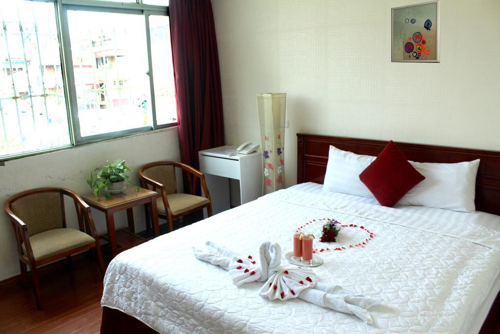 Le Petit Hanoi Hotel エクステリア 写真