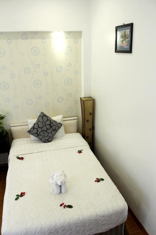 Le Petit Hanoi Hotel エクステリア 写真