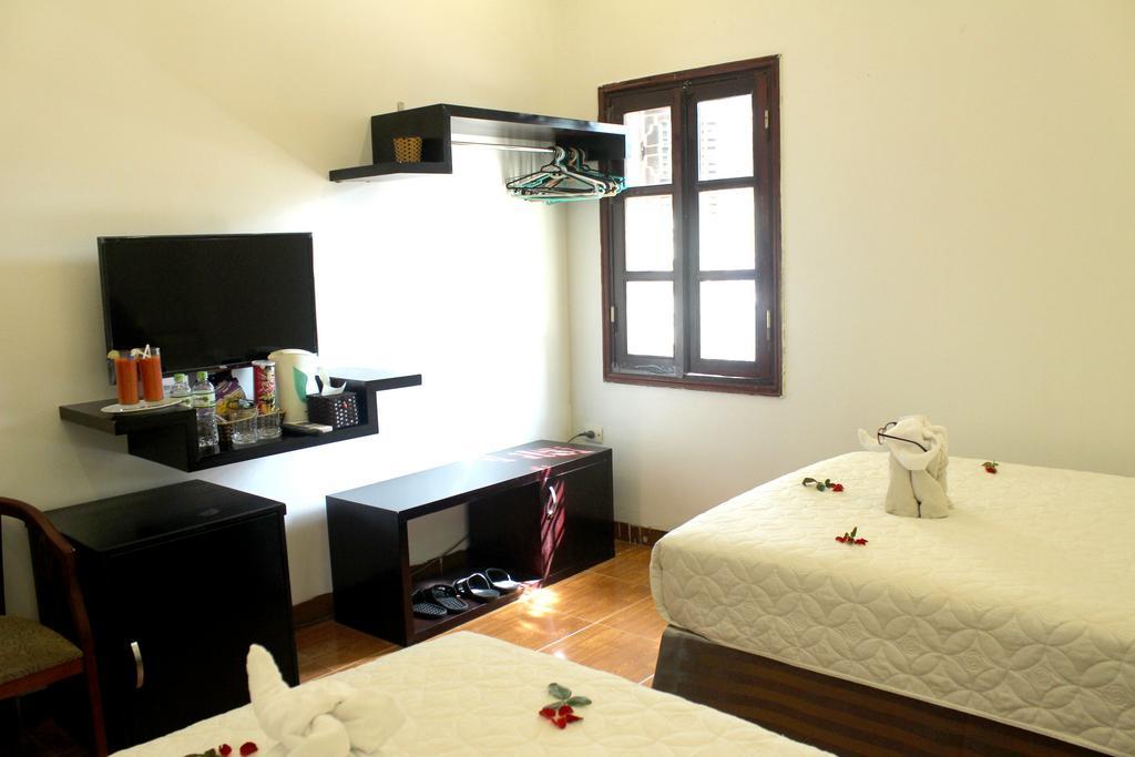 Le Petit Hanoi Hotel エクステリア 写真