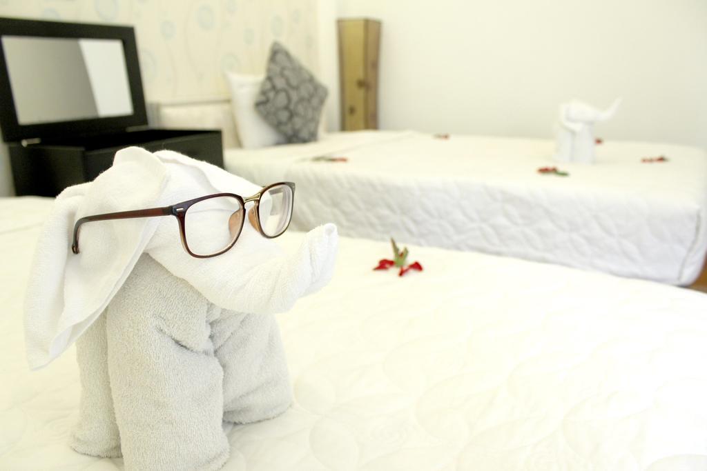 Le Petit Hanoi Hotel エクステリア 写真