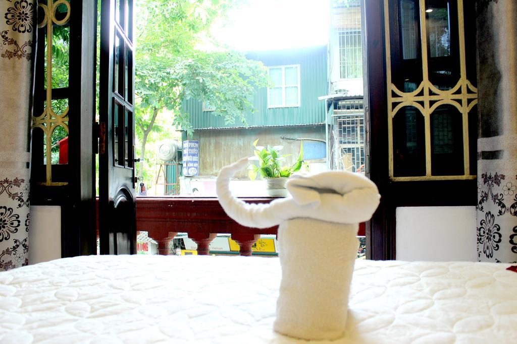 Le Petit Hanoi Hotel エクステリア 写真