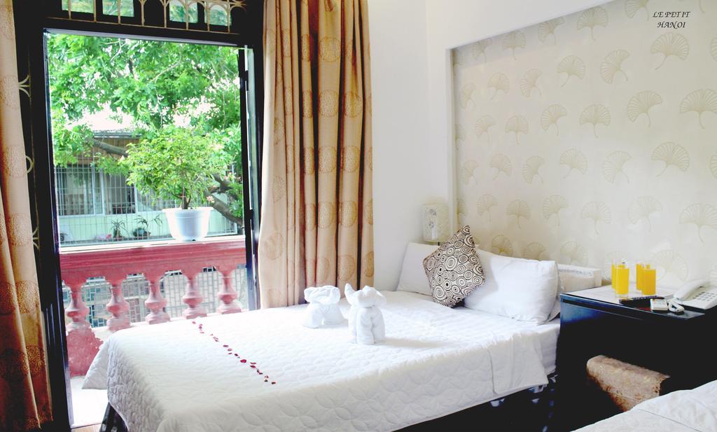 Le Petit Hanoi Hotel エクステリア 写真