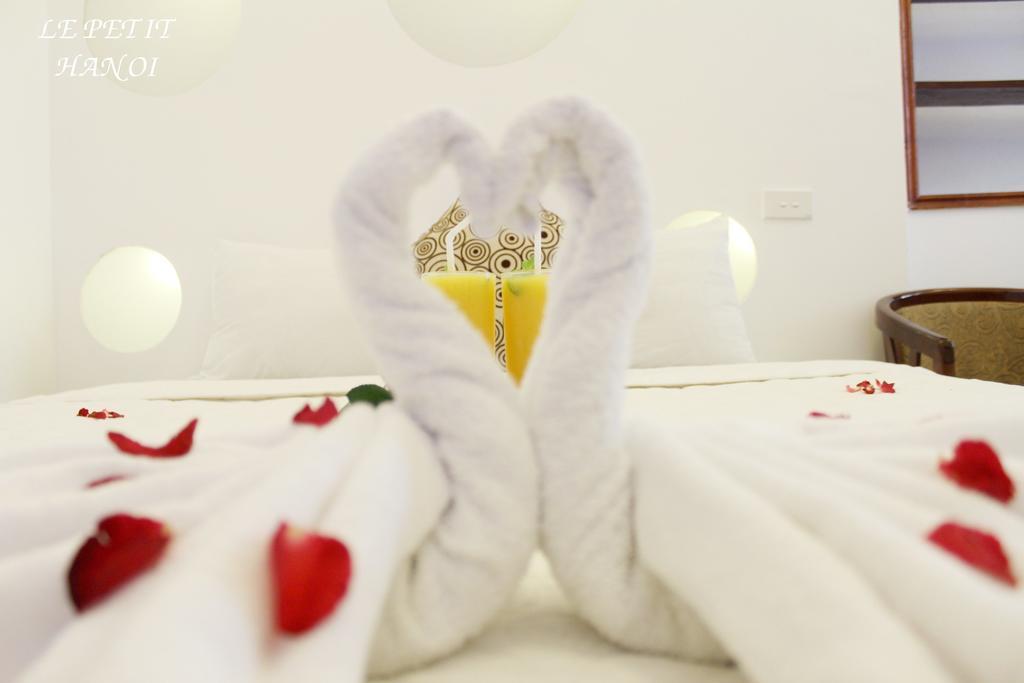 Le Petit Hanoi Hotel エクステリア 写真