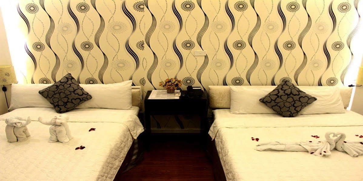 Le Petit Hanoi Hotel エクステリア 写真