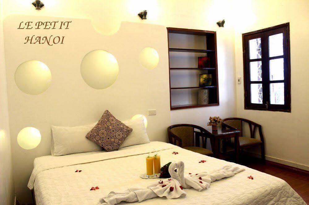 Le Petit Hanoi Hotel エクステリア 写真